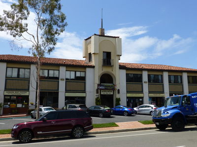 T-Mobile Camo in Palos Verdes Estates, California
Pano of the front of the building.
