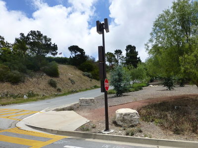 Das Mock-up in Palos Verdes Estates, California
An incomplete mock up showing the proposed DAS equipment and antennas but none of what will be visible cables interconnecting them.
Keywords: crown castle das mock up palos verdes estates california pole