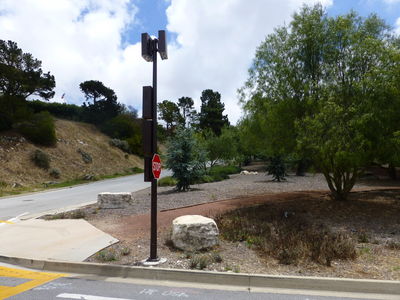 Das Mock-up in Palos Verdes Estates, California
An incomplete mock up showing the proposed DAS equipment and antennas but none of what will be visible cables interconnecting them.
Keywords: crown castle das mock up palos verdes estates california pole