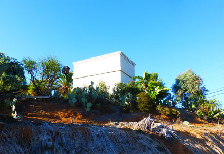 Sprint's Residential Cell Site
Sprint constructed this stand-alone cell site at a private residence in San Diego County adjacent to San Marcos.
Keywords: sprint building private residence san diego county san marcos