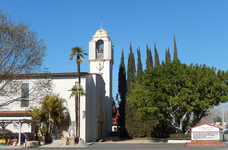 Poorly designed Church bell tower site
Keywords: Chino bell tower church