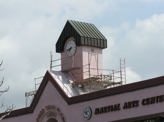 16. Clock Tower Painting Underway
Yet another view of the re-painted clock tower.
Keywords: verizon armacost