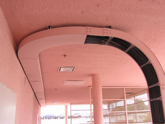 29. Which Way Tray?
It's now January, 2006.  The site is active (but without a backup power generator). It seems that the installers missed putting all of the covers on the cable tray.  Too bad.
