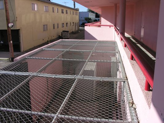 32. Looking down on the Activated Site
Here's the bird's-eye view looking down at the BTS equipment mounted on the far pad.
Keywords: verizon armacost