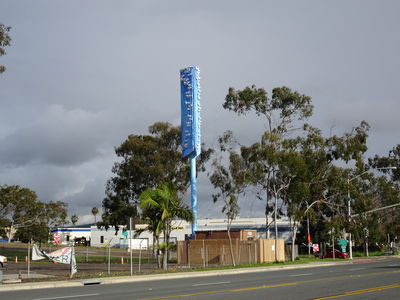Birds on Blue Unique Cell Site Design - Public Art
This public art cell site was designed by Ron Pekar and Sandy McDaniel; brought to life by Esteban DuPont's CellTech Wireless, sponsored by Crown Castle, and authorized by the City of San Diego.  This is a wonderful result for a great collaboration.  Located at CA905 and Beyer Blvd in San Diego.
Keywords: pekar mcdaniel celltech crown castle san diego birds on blue