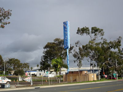 Birds on Blue Unique Cell Site Design - Public Art
This public art cell site was designed by Ron Pekar and Sandy McDaniel; brought to life by Esteban DuPont's CellTech Wireless, sponsored by Crown Castle, and authorized by the City of San Diego.  This is a wonderful result for a great collaboration.  Located at CA905 and Beyer Blvd in San Diego.
Keywords: pekar mcdaniel celltech crown castle san diego birds on blue