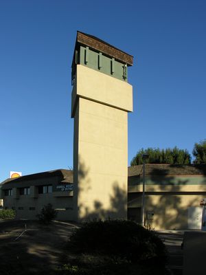 Towering Signal
Sprint's site in Irvine along the I-5 Freeway features an unusual antenna configuration where one of the sector antennas is turned 90 degrees to serve another sector.  It's the antenna on the right side.
Keywords: sprint irvine tower