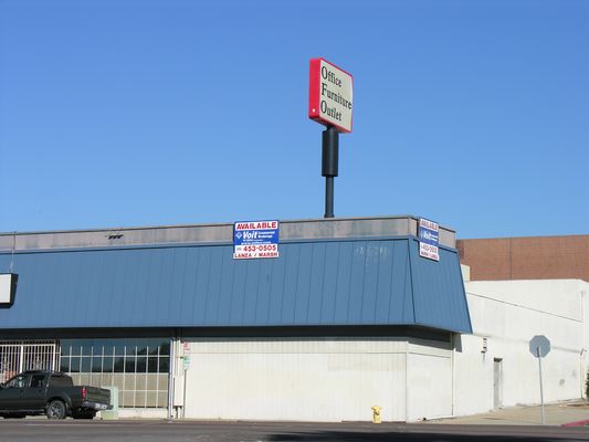 A Sign of the T-Mobile Times
This furniture store sign supports T-Mobile's sectorized antennas.  National City, California (south of San Diego).  The furniture store is out of business.
Keywords: t-mobile tmobile national city sign