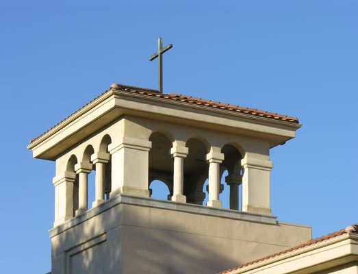 Columns of Signal
The columns at the top are built with RF transparent materials.  The antennas are located inside the columns of this church. Look carefully and you'll see the seam of the RF transparent panels.
Keywords: San Juan Capistrano Columns of Signal