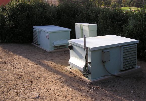 Field of Signals
Cingular's dual CEV site at Thousand Oaks Park in Thousand Oaks, California.  Notice the GPS/LMU antenna bolted to the side of the CEV in the foreground.
Keywords: thousand oaks park cingular cev lmu gps