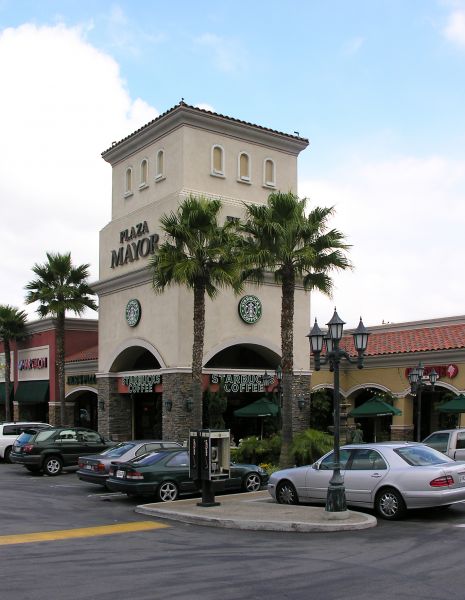 Camouflaged Antenna Site
This tower houses sector antennas.
Keywords: torrance multicarrier tower camouflaged bts cabinets roof
