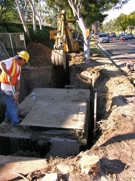 Verizon CEV installation in Irvine, California
Workers preping the CEV for the concrete pour.
Keywords: Verizon CEV installation Irvine light standard double arm radome