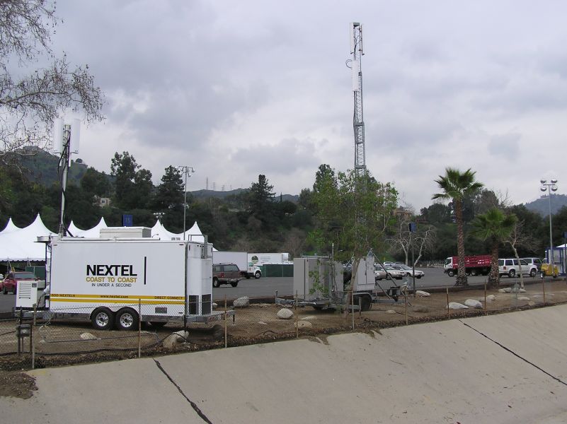 Nextel's Cow and Sprint's Cow: Rose Bowl 2007
These Cows belong to Nextel and Sprint. This herd spotted at the 2007 Rose Bowl.
Keywords: Sprint nextel herd cow cows rose bowl 2007