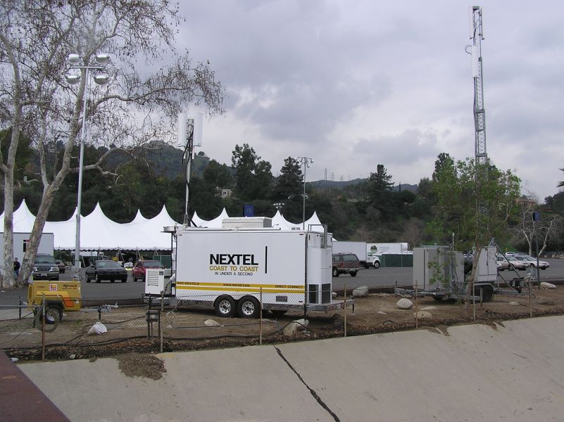 Nextel's Cow and Sprint's Cow: Rose Bowl 2007
These Cows belong to Nextel and Sprint. This herd spotted at the 2007 Rose Bowl.
Keywords: Sprint nextel herd cow cows rose bowl 2007