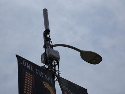 Adjacent to 5445 Hollywood Blvd, Ste D, Los Angeles, CA 90027
Keywords: mobilitie sprint