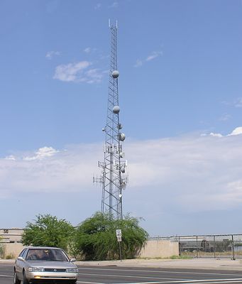 A Crown Castle Site in Mesa, Arizona
Big iron in Mesa.  A Crown Castle site on Broadway near Country Club.
Keywords: crown castle mesa arizona