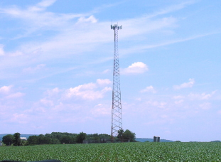 Amish Area Cell Tower
...in Bird in Hand, Pennsylvania, in the heart of the Amish country.
Keywords: amish,bird in hand,pennsylvania