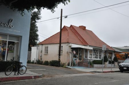 Time Warner Cable Wireless Node in Santa Monica/West Los Angeles Area
Time Warner Cable Wireless Node in Santa Monica/West Los Angeles Area.  Manufactured by BelAir Networks.
Keywords: Time Warner Cable,TWC,wifi,4g,3g,belair