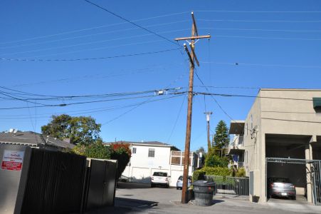 Time Warner Cable Wireless Node in Santa Monica/West Los Angeles Area
Time Warner Cable Wireless Node in Santa Monica/West Los Angeles Area.  Manufactured by BelAir Networks.
Keywords: Time Warner Cable,TWC,wifi,4g,3g,belair