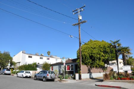 Time Warner Cable Wireless Node in Santa Monica/West Los Angeles Area
Time Warner Cable Wireless Node in Santa Monica/West Los Angeles Area.  Manufactured by BelAir Networks.
Keywords: Time Warner Cable,TWC,wifi,4g,3g,belair