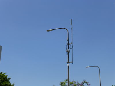 Yet another awful Mobilitie design
Los Angeles: Vermont north of Wilshire
Keywords: Mobilitie sprint los angeles wilshire vermont