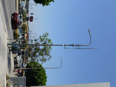 Yet another awful Mobilitie design
Los Angeles: Vermont north of Wilshire
Keywords: Mobilitie sprint los angeles wilshire vermont