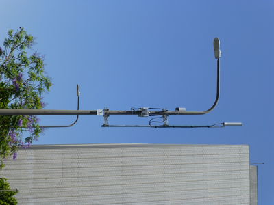 Yet another awful Mobilitie design
Los Angeles: Vermont north of Wilshire
Keywords: Mobilitie sprint los angeles wilshire vermont