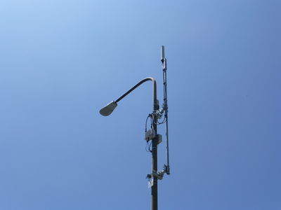 Yet another awful Mobilitie design
Los Angeles: Vermont north of Wilshire
Keywords: Mobilitie sprint los angeles wilshire vermont