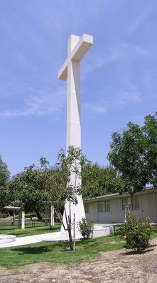 I feel the power in Claremont, California (1 of 2)
This freestanding cross houses Verizon's antennas at a church site off of I-210 in Claremont, California.  This site was originally constructed by PacBell Mobile.
Keywords: verizon camo church claremont california