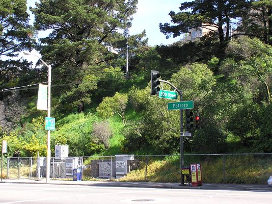 Tip-to-Tip 1 of 2
This equipment cabinets of this site are behind an unlocked gate.  Many of the cable conduit pull caps have been removed exposing the site wiring.

Note the antennas mounted in a "tip-to-tip" configuration.  A close up of the antennas is seen in an adjacent photo in this gallery.

This site is located in San Francisco and shines signal on US101.
Keywords: tip-to-tip san francisco