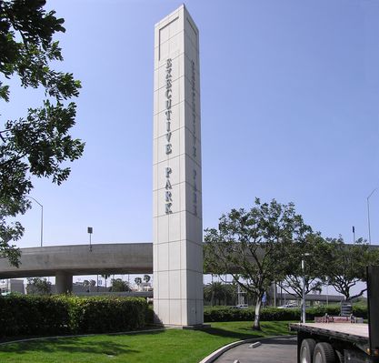 An Executive Quality Installation
Verizon's camo site in Irvine, California is well-crafted inside this business park monument.
Keywords: Verizon camo monument irvine